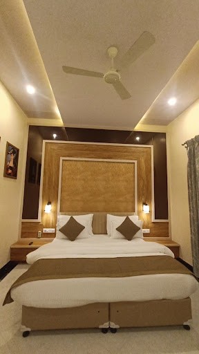 Hotel Sandhuz